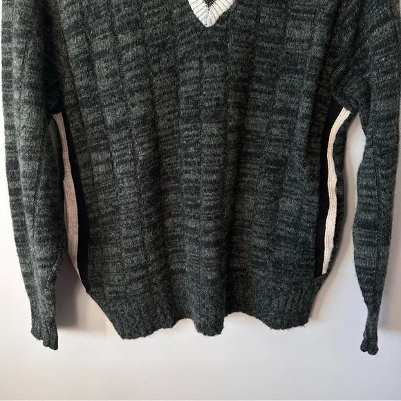 Milwaukee Knits Vintage 50s 60s  Sz M Wool Orlon Sweater Pockets Cricket Vneck - Picture 3 of 15